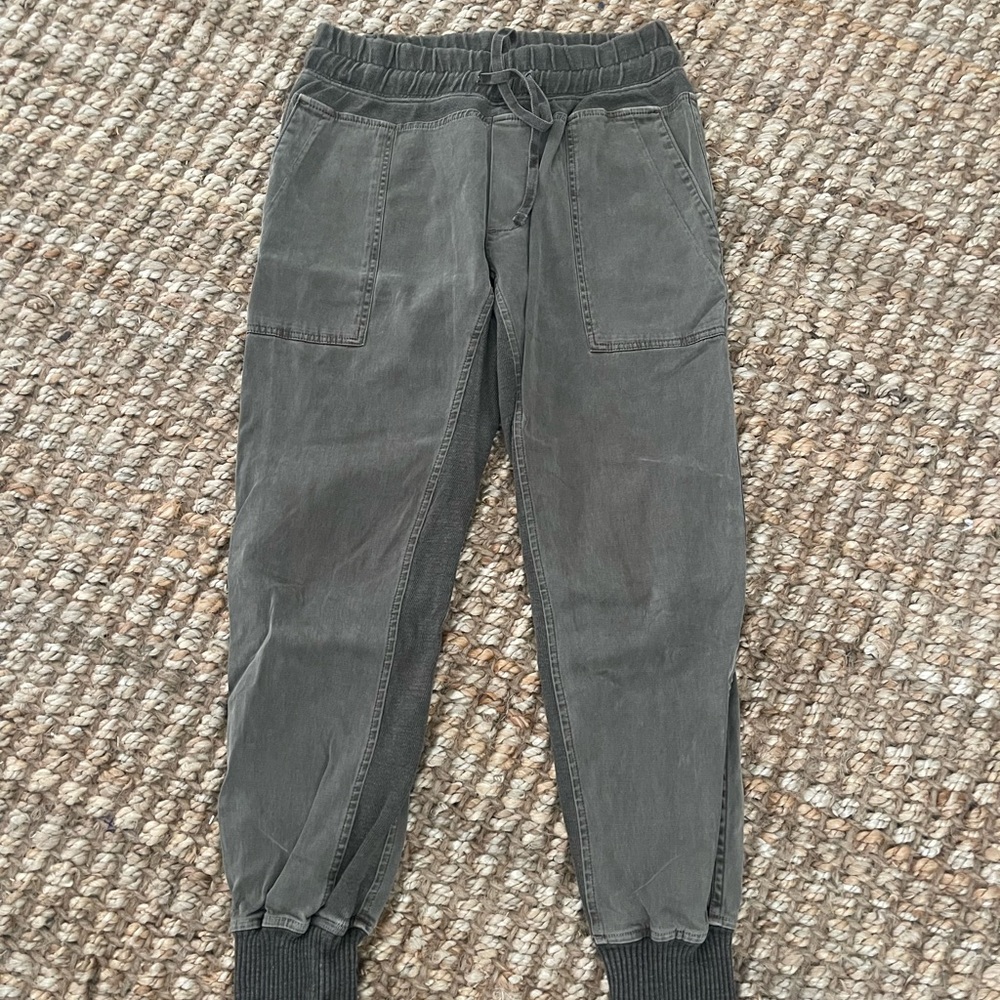 SOLD James Perse Classic Joggers